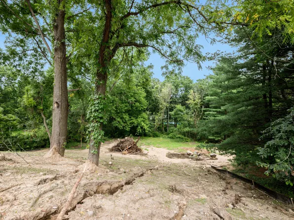3503 Three Mile Rd NE, Grand Rapids, MI 49525