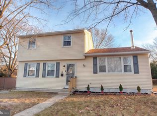 19 Walter Dr, Williamstown, NJ 08094