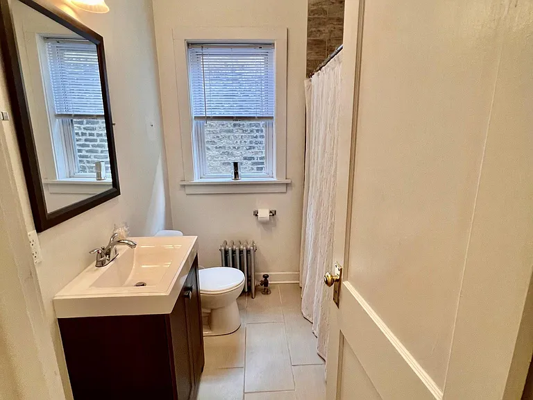 3155 N Hudson Ave #B2 — Photo 9