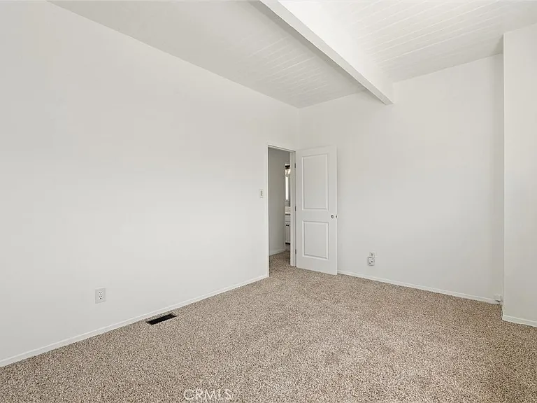 337 La Verne Ave — Photo 38