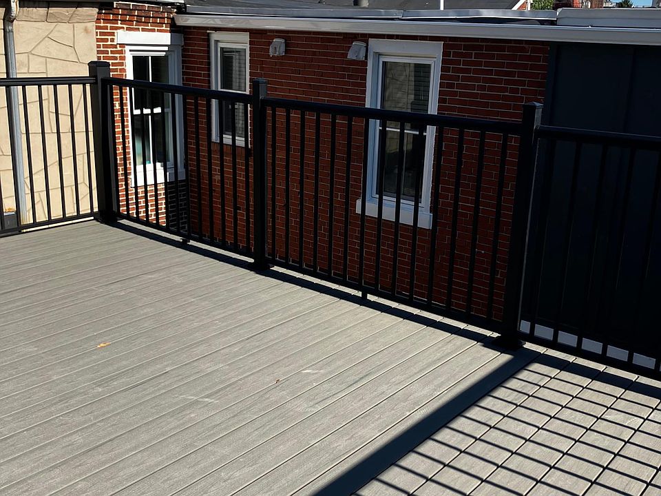 Rooftop deck