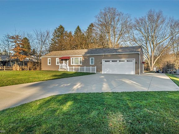 5th image of 2833 Franklin Dr