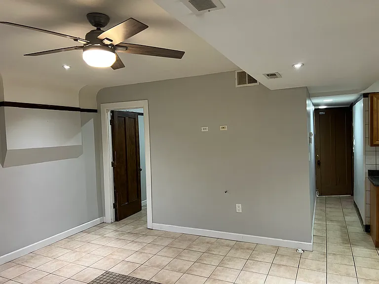 3524 W Grace St #1 — Photo 3