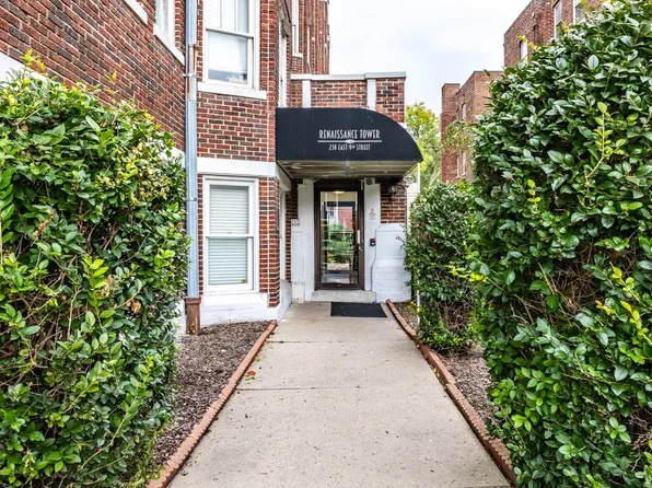 230 E 9th St APT 403, Indianapolis, IN 46204