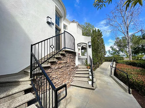 53 La Mirage Cir Photo 1