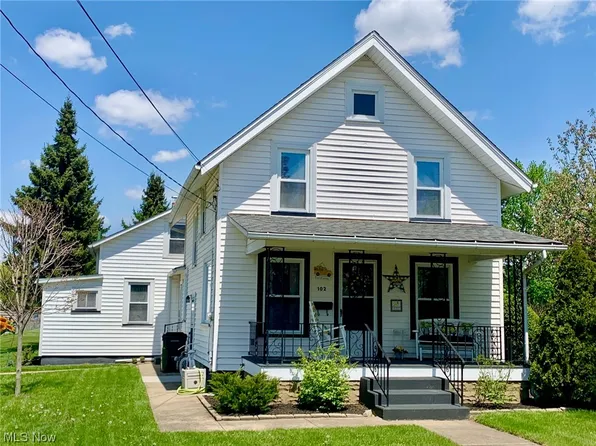 102 4th St NE, Navarre, OH 44662
