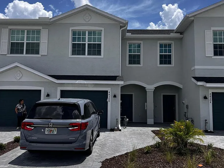44308 Caraton Ter — Photo 1