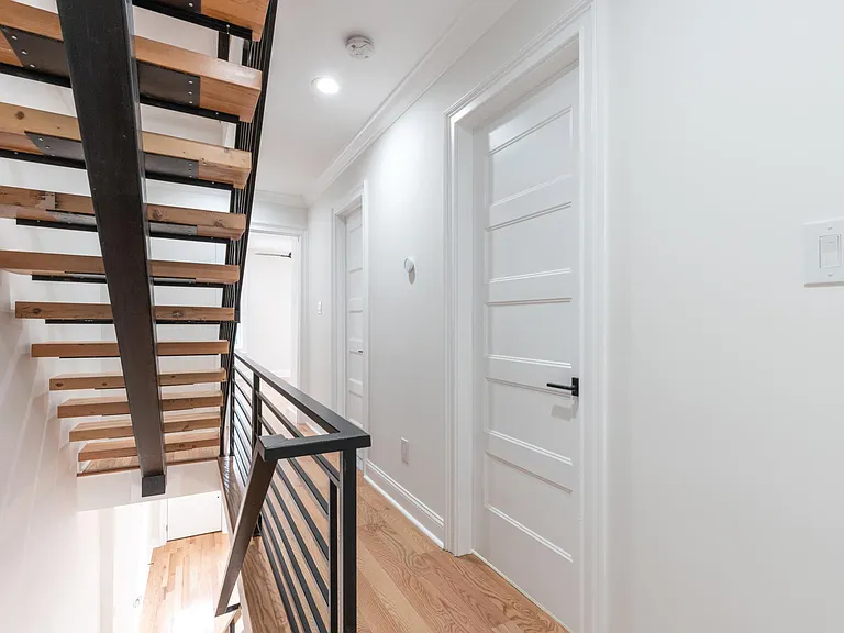 436 Manton St — Photo 19