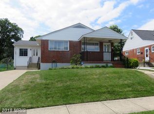 15 Hathaway Rd, Lutherville Timonium, MD 21093