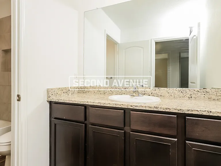 3158 Jackson Smt — Photo 16