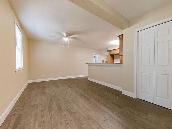3rd image of 638 W Central Ave