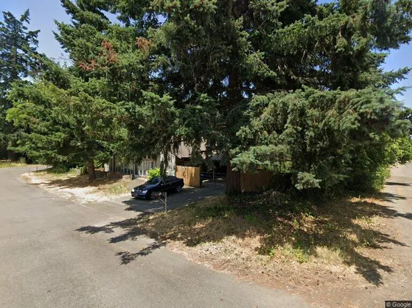 1924 Water St NE, Salem, OR 97301