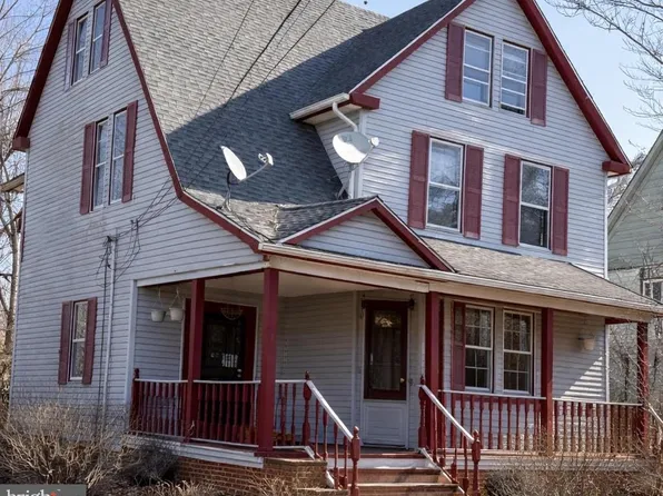 3 Circle Dr, Browns Mills, NJ 08015