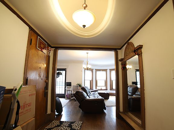 5th image of 4944 S Michigan Ave