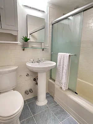 Rented by The Burkhardt Group | media 11