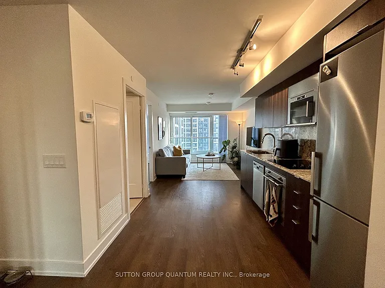 5 Mabelle Ave #1532 — Photo 4