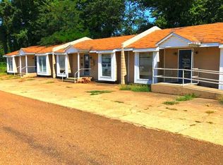 305 Saint Francis Ave, Forrest City, AR 72335