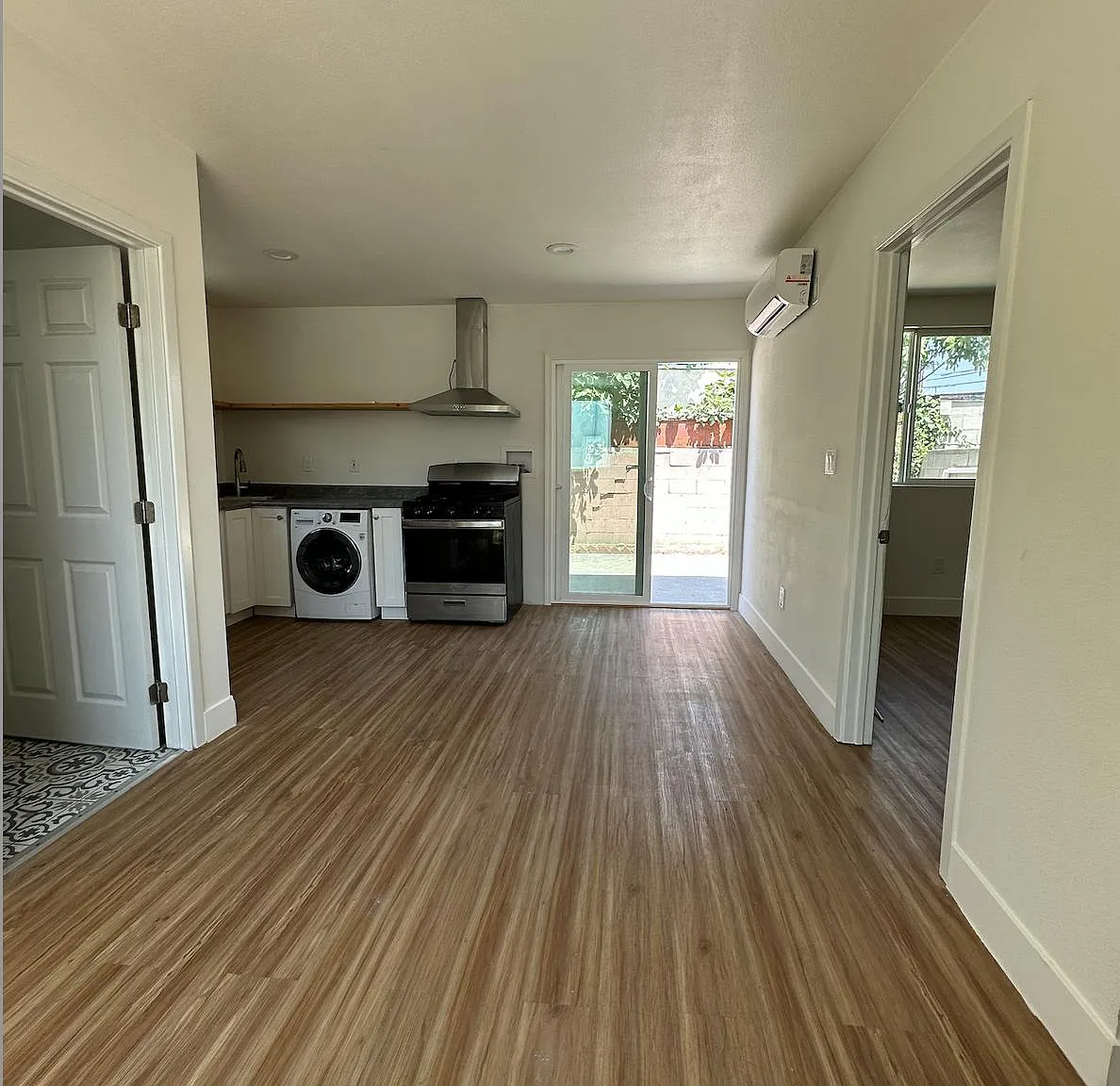 1 bed, 600 sqft, $2,150 — Photo 3