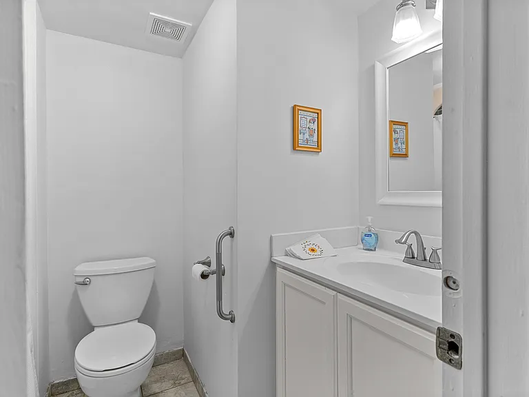115 Leedom Way — Photo 12