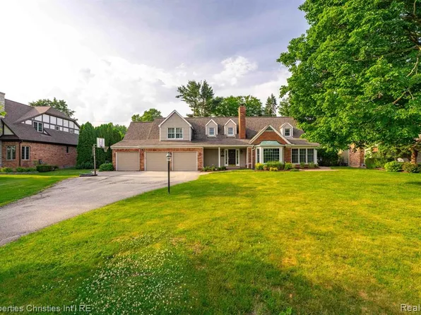 1688 Northlawn Blvd, Birmingham, MI 48009