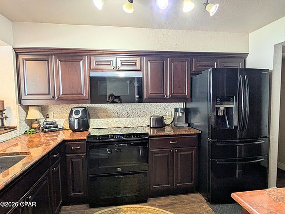 3rd image of 7205 Thomas Dr Unit E1701