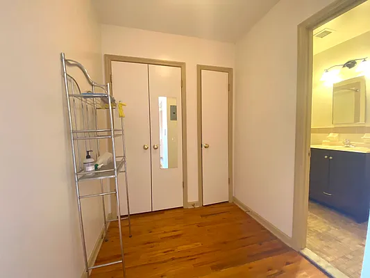 Rented by EXR | media 17