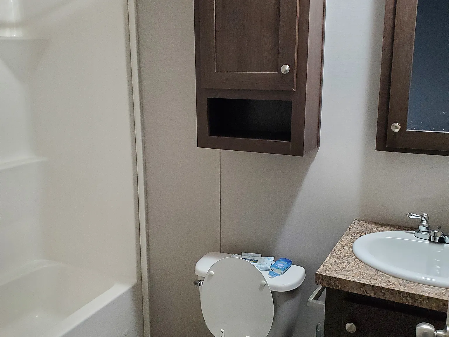29908 Montmorency Dr — Photo 2