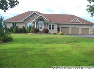 510 Southern Cherokee Dr, Camdenton, MO 65020