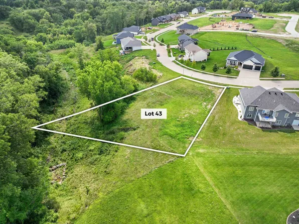 LOT 43 S Pointe Dr, Dubuque, IA 52003