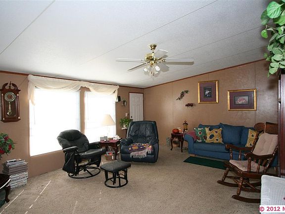 2nd image of 12650 S Oak Ave