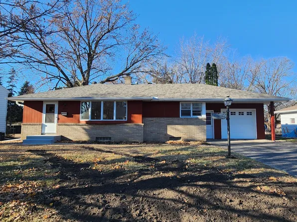 4935 Abbott Ave N, Brooklyn Center, MN 55429