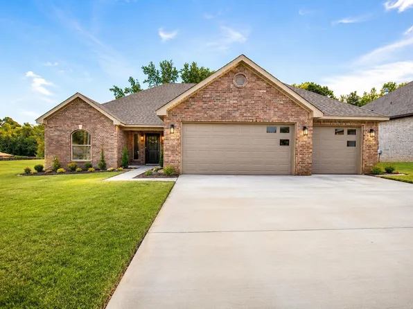 2736 E Maryland Ave, Sherwood, AR 72120