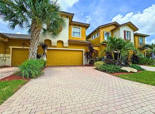 5821 NW 119th Ter, Pompano Beach, FL 33076