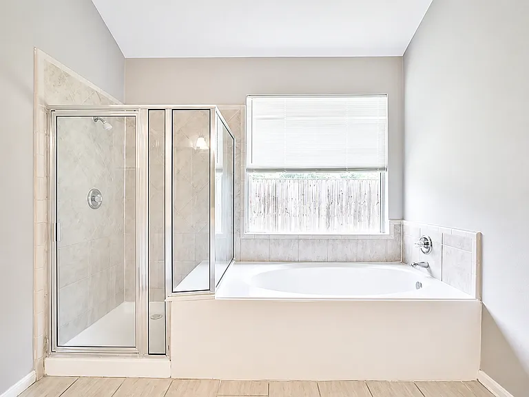 13714 Hillingdale Ln — Photo 7