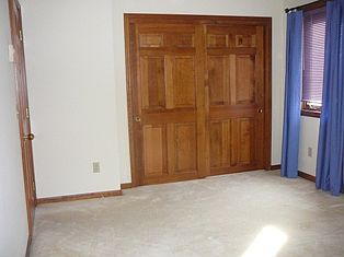 3rd image of 54 Eagle Dr #B