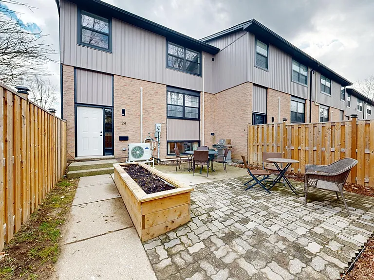 105 Andover Dr #24 — Photo 21