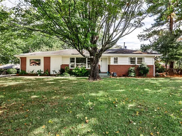 2785 Toney Dr, Decatur, GA 30032