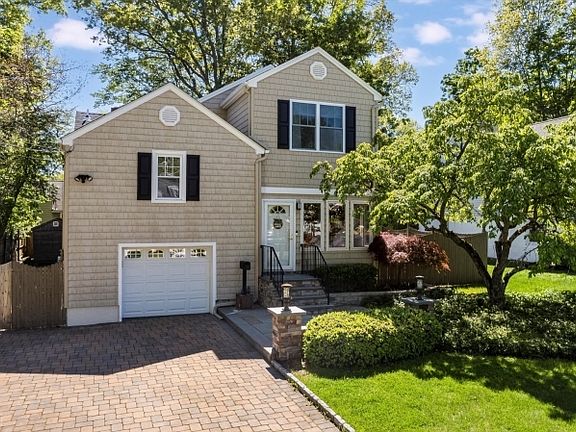 3rd image of 20 Beechwood Rd
