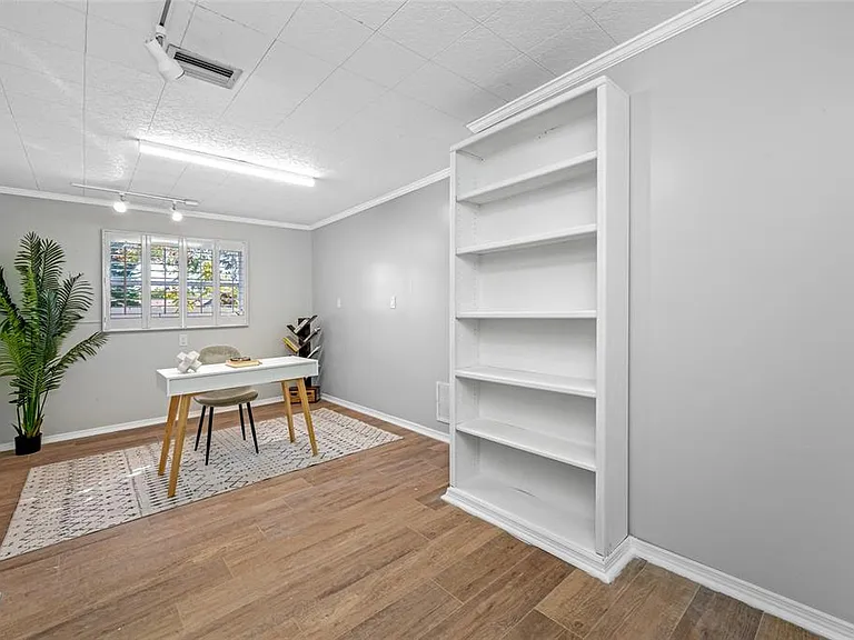 1932 Oro Ct — Photo 44