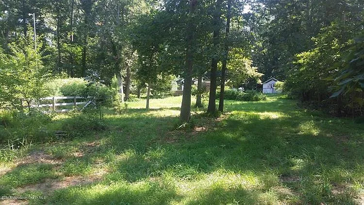 183 Cassville Rd photo 1