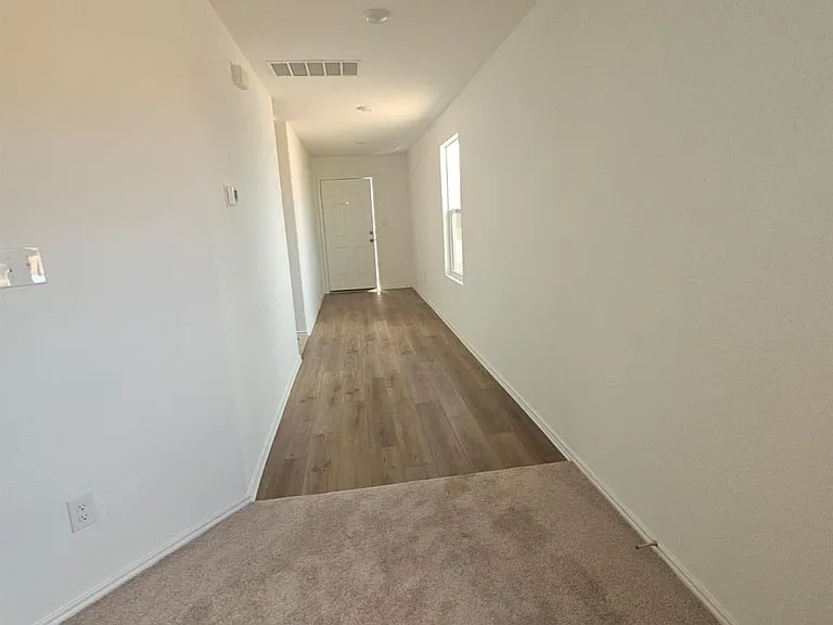 2318 Tornado Aly — Photo 3