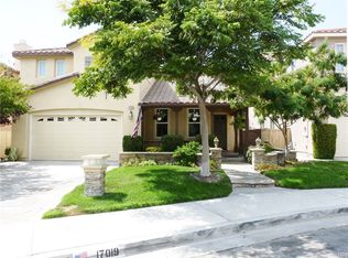 17019 Crest Heights Dr, Santa Clarita, CA 91387