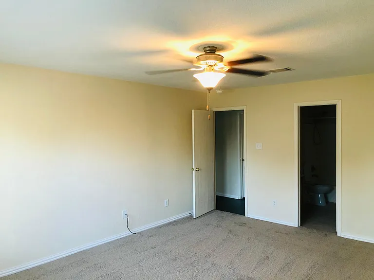 9605 Woodrow Wilson Dr — Photo 10