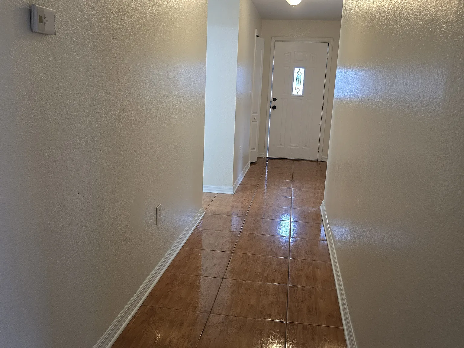 3 bed, 1455 sqft, $1,800 — Photo 2