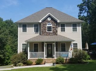 1176 Little Bear Ln, Spout Spring, VA 24593