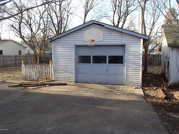 4th image of 615 W Mansion St