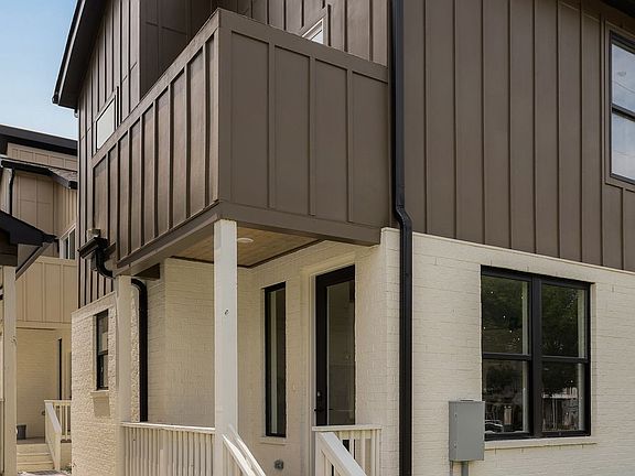 4th image of 4903 Indiana Ave