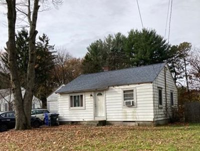 138 Stuart St, Springfield, MA, 01119