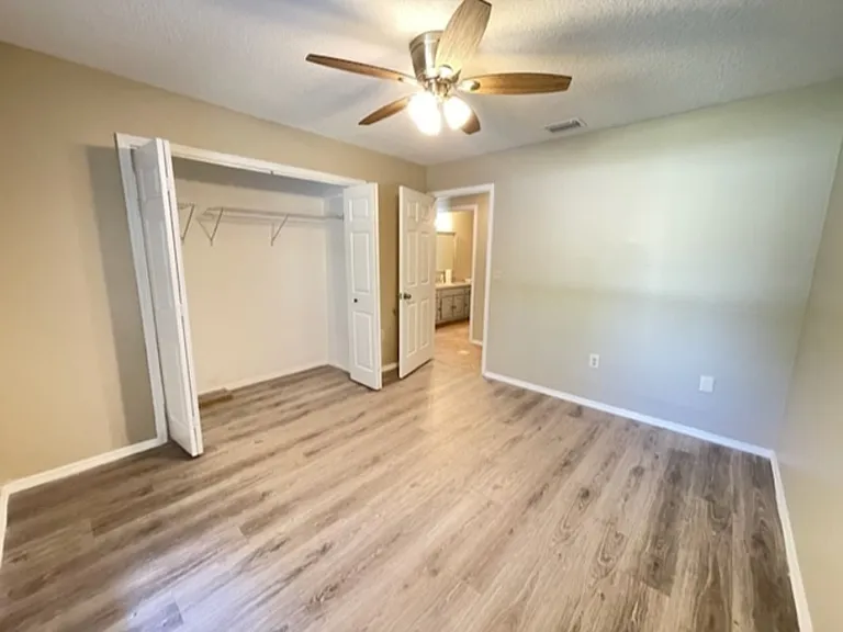 9332 Trevarthon Rd — Photo 6