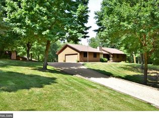 12507 Ridgewood Dr NW, Elk River, MN 55330